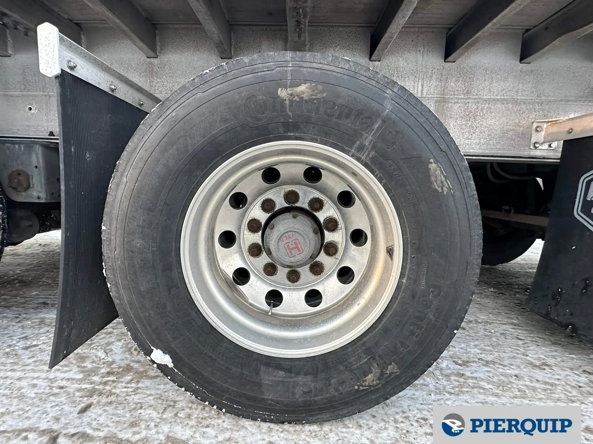 Pierquip_Mac Trailer_Flatbed_Tridem_Bunks (14)