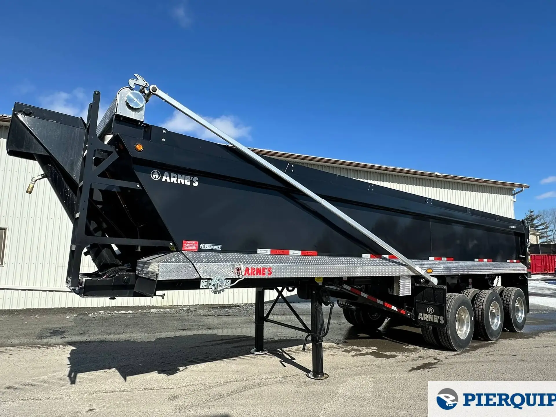 Pierquip_Arne's_Dompeur_Tridem_Boîte carrée (3)