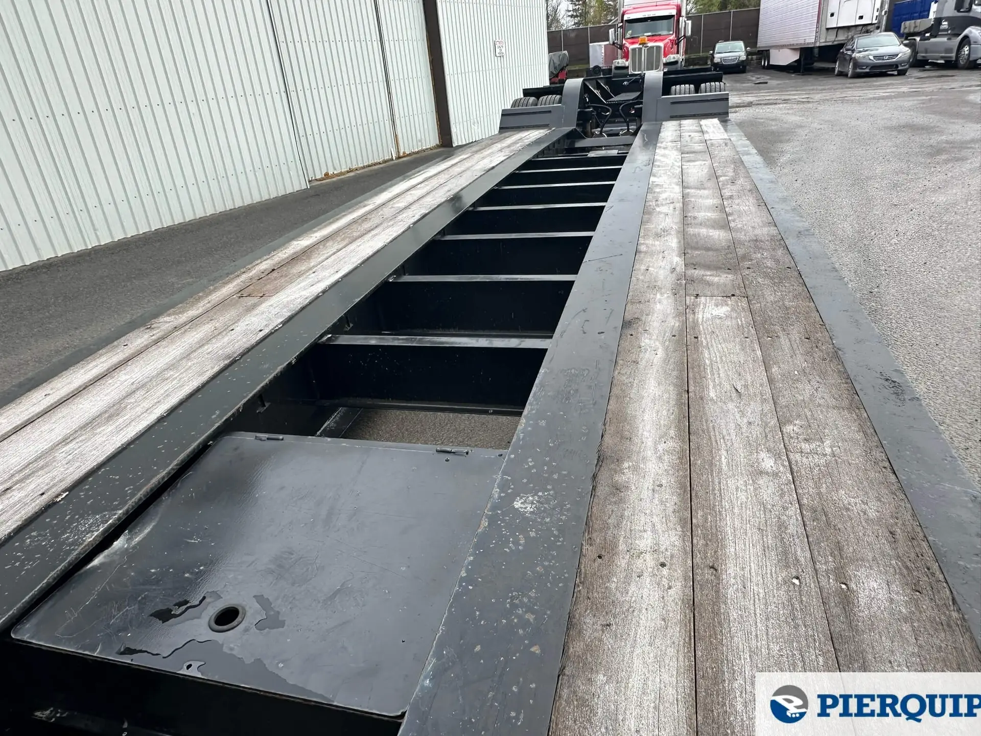 Pierquip_Pitts Trailer_Fardier 55t_Hydraulique_Tridem (10)