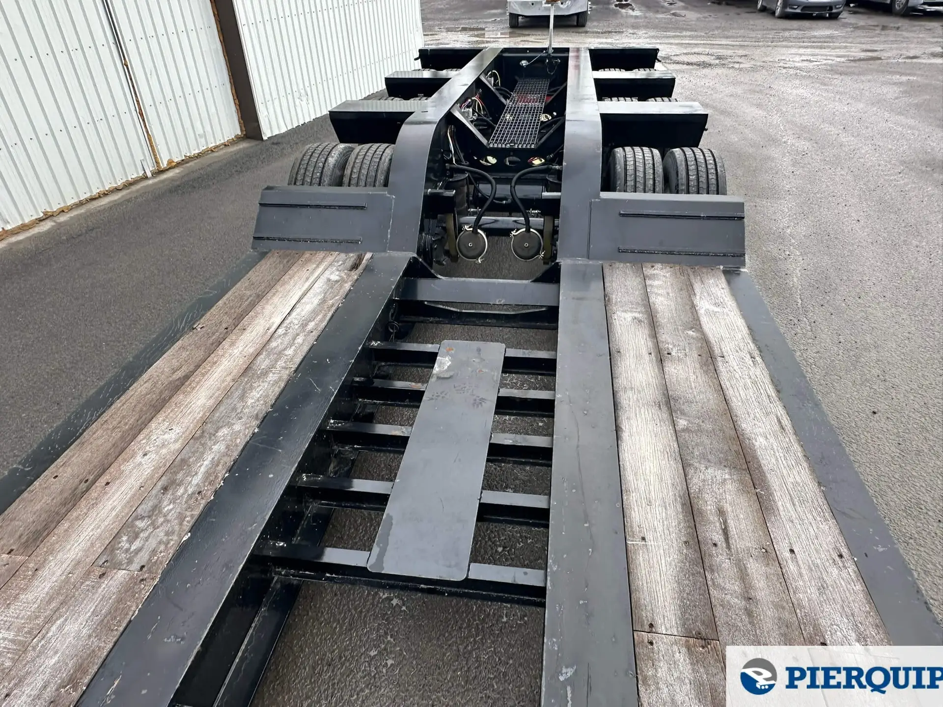 Pierquip_Pitts Trailer_Fardier 55t_Hydraulique_Tridem (12)