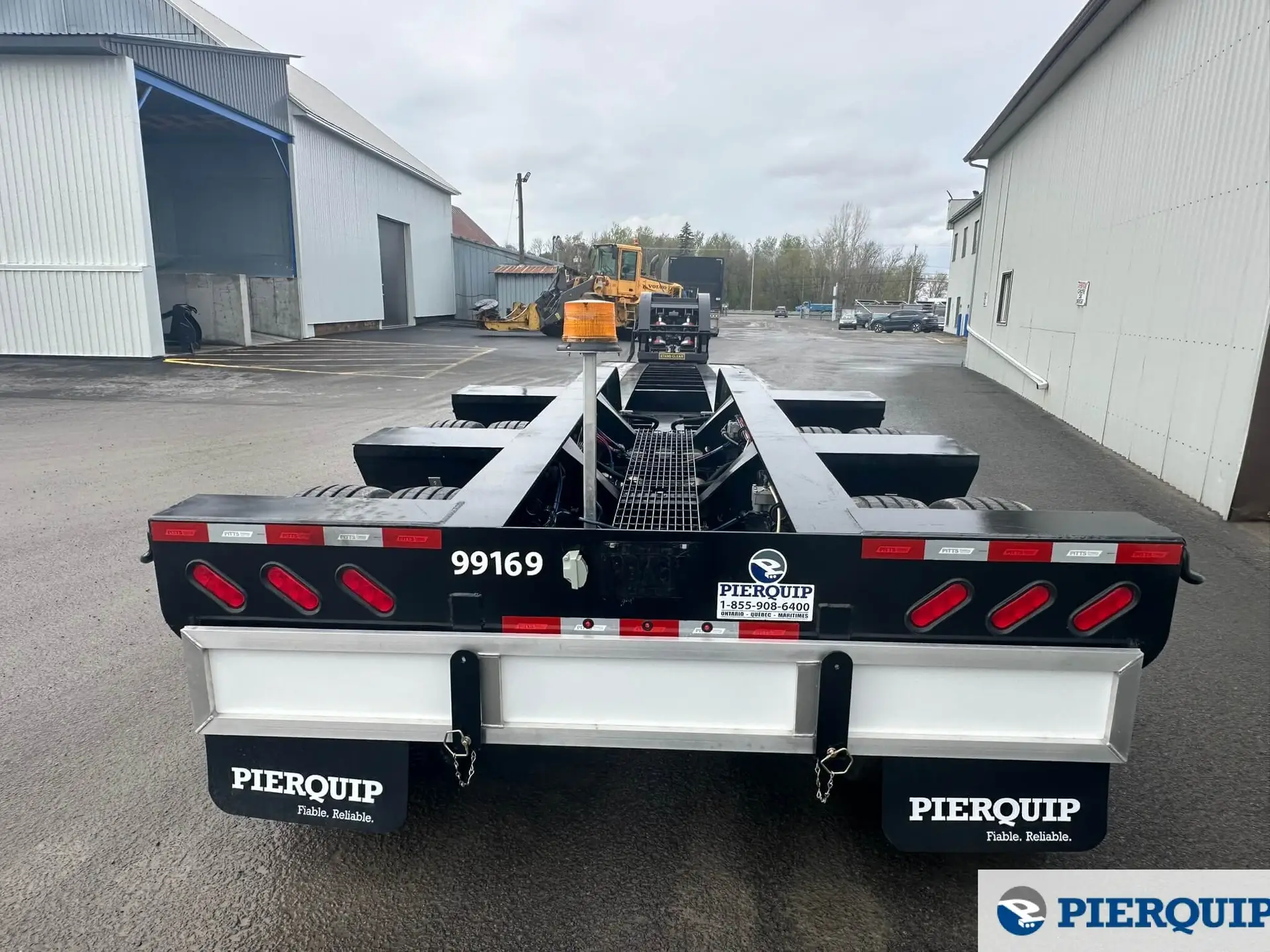 Pierquip_Pitts Trailer_Fardier 55t_Hydraulique_Tridem (3)