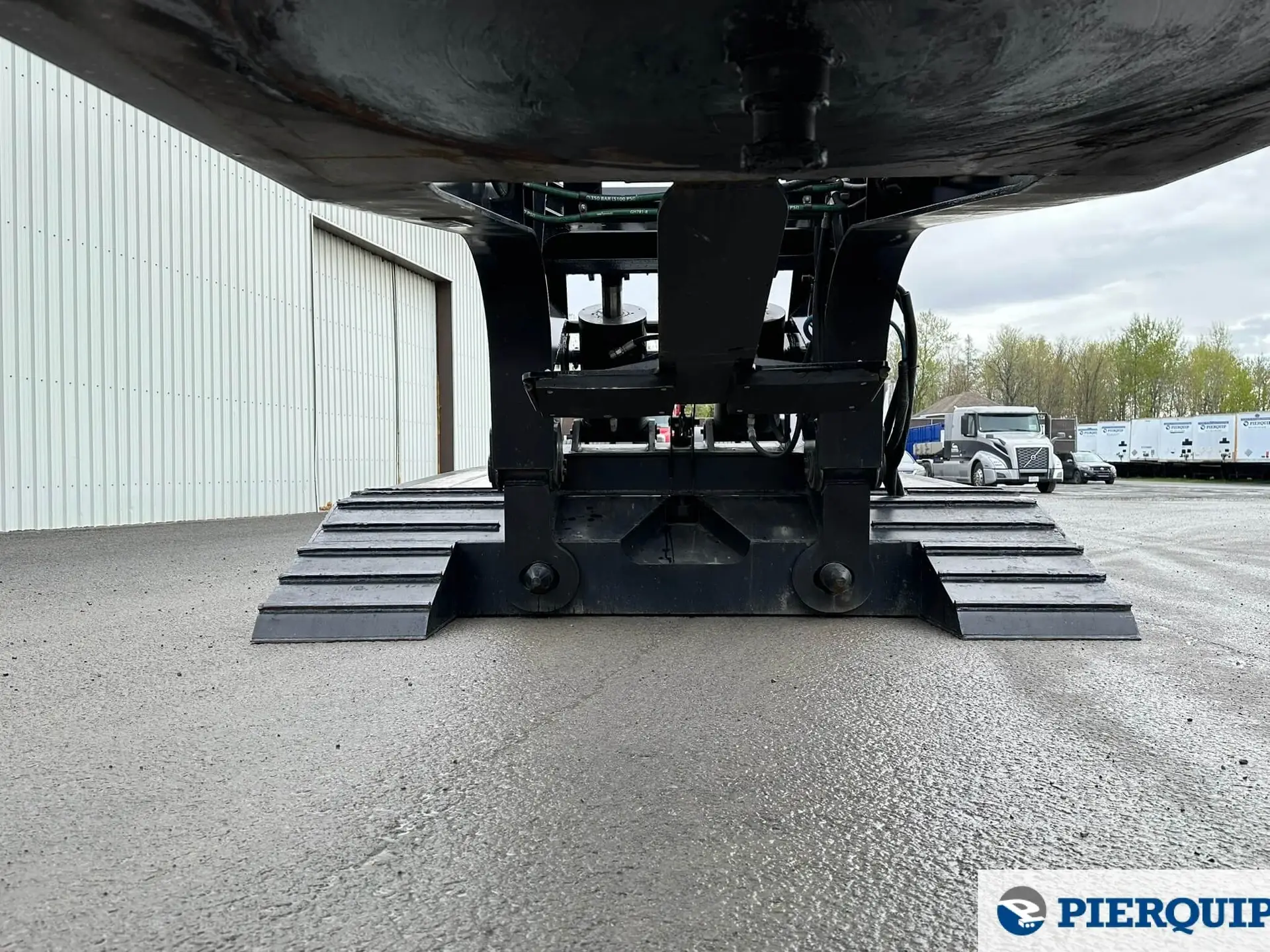 Pierquip_Pitts Trailer_Fardier 55t_Hydraulique_Tridem (7)