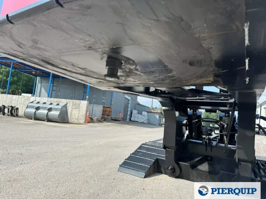 Pierquip_Pitts Trailer_Float_55 ton_hydraulic detachable gooseneck (2)